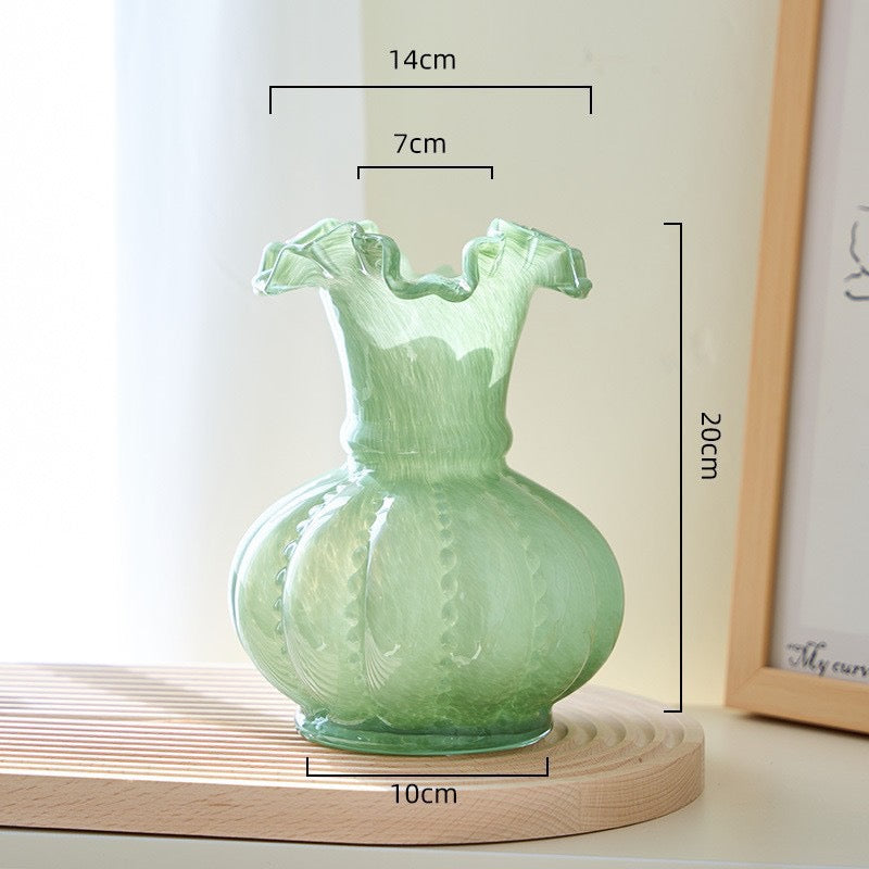 Vintage Fenton-Style Pumpkin Glass Vase – Handcrafted Retro Floral Holder