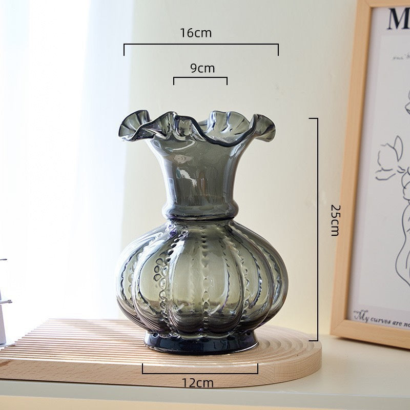 Vintage Fenton-Style Pumpkin Glass Vase – Handcrafted Retro Floral Holder
